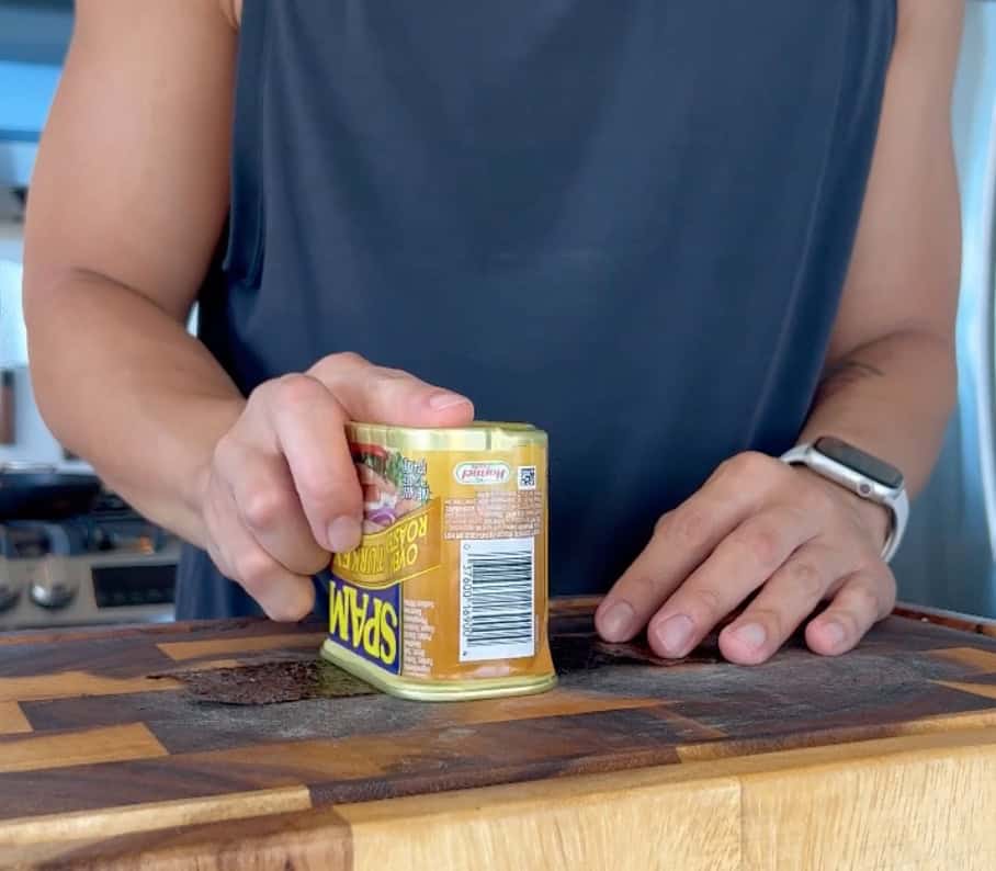 step 7 spam musubi flip container