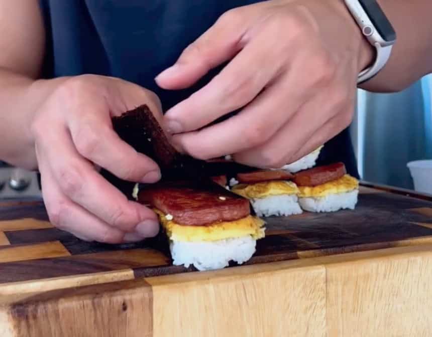 step 8 spam musubi wrap nori